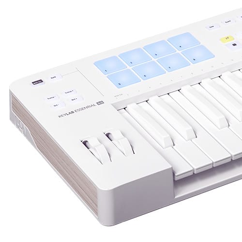 Arturia KeyLab Essential 49 MK3 Alpine White ｜イケベ楽器店